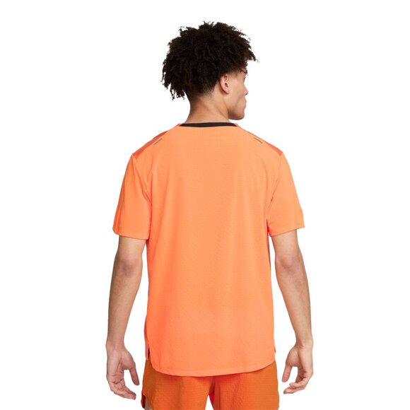 Nike Trail Dri-FIT Rise 365 Men's Short-Sleeve Running Gym Top Orange - Picture 3 of 8